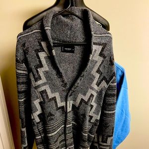 Medium Mens Lucky Sweater
